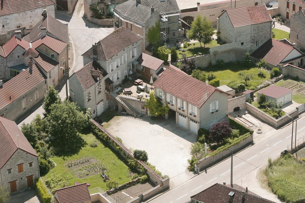 L'Instant Present Pacy-sur-Armancon Exterior foto